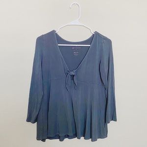 American Eagle Soft and Sexy Gray Top